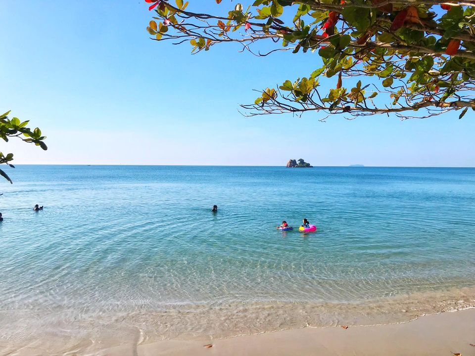 ชายหาดแหลมแม่พิมพ์